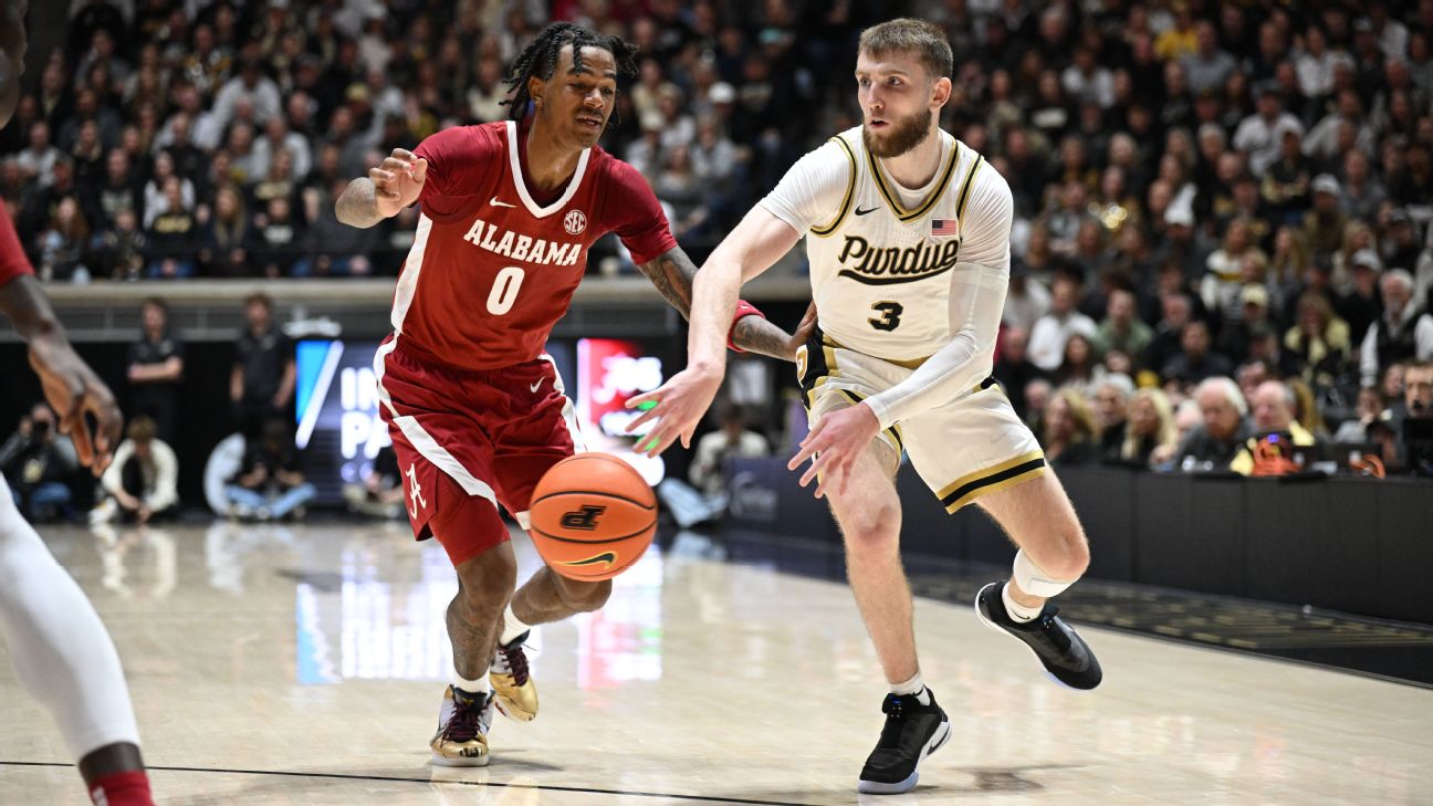 Way-Too-Early NCAAM Top 25 Rankings: Key Players and Award Contenders for the 2025-26 Season