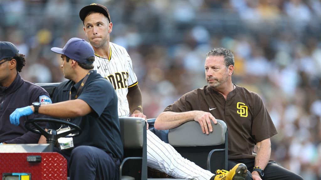 <a href="https://www.espn.com/mlb/story/_/id/46132610/padres-all-star-reliever-jason-adam-carted-leg-injury" target="_blank">Pads reliever Adam suffers ruptured quad tendon</a>