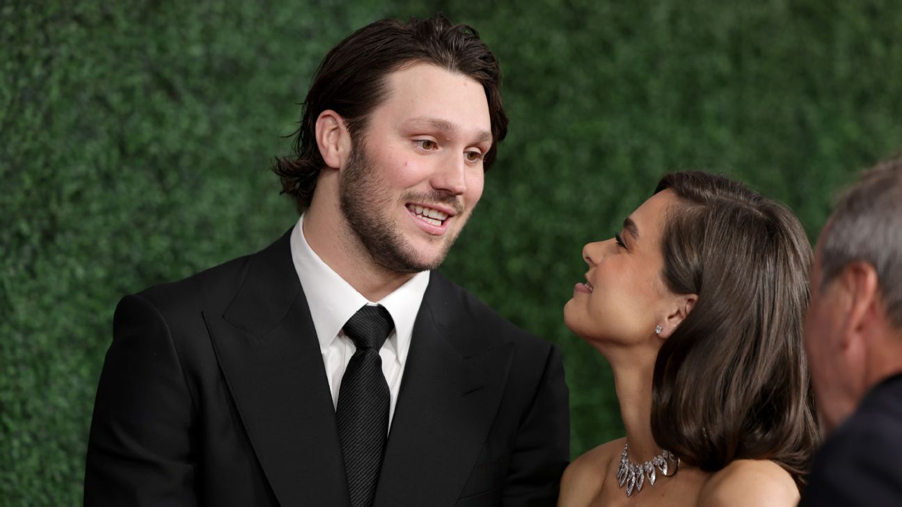 Josh Allen’s Emotional Support for Hailee Steinfeld’s Stellar Performance in 'Sinners'