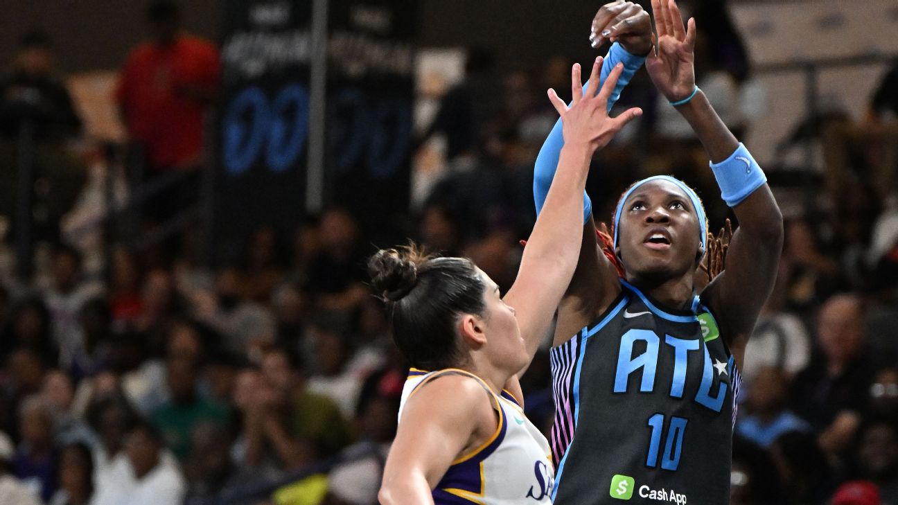 <a href="https://www.espn.com/wnba/story/_/id/46171454/dream-rhyne-howard-ties-wnba-mark-again-9-3-pointers" target="_blank">Dream’s Howard does it again, sinks record 9 3s</a>