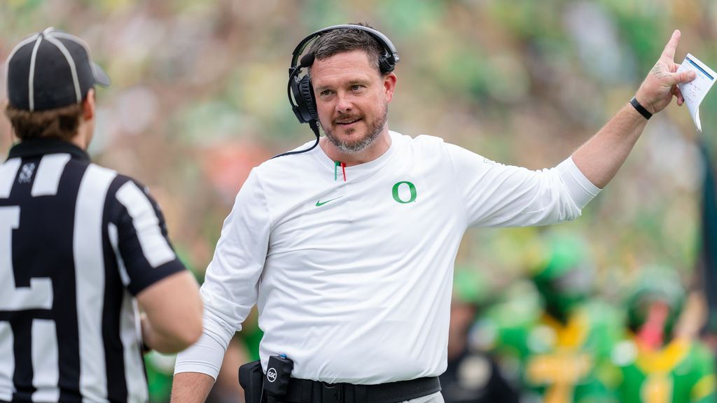 <a href="https://www.espn.com/college-football/story/_/id/46180247/oregon-dominates-cowboys-gundy-pours-gasoline-fire" target="_blank">Ducks dominate after Gundy ‘pours gas on fire’</a>