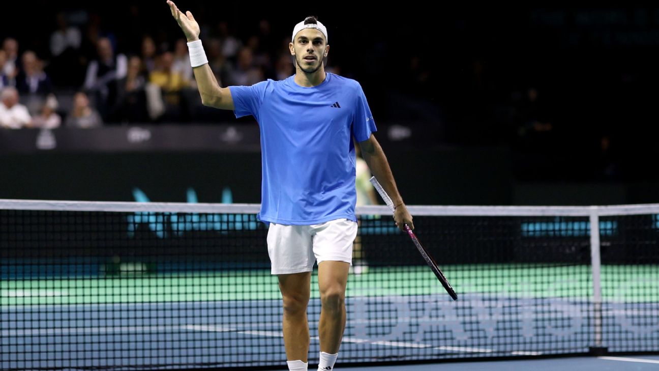 A seductive stance that invites