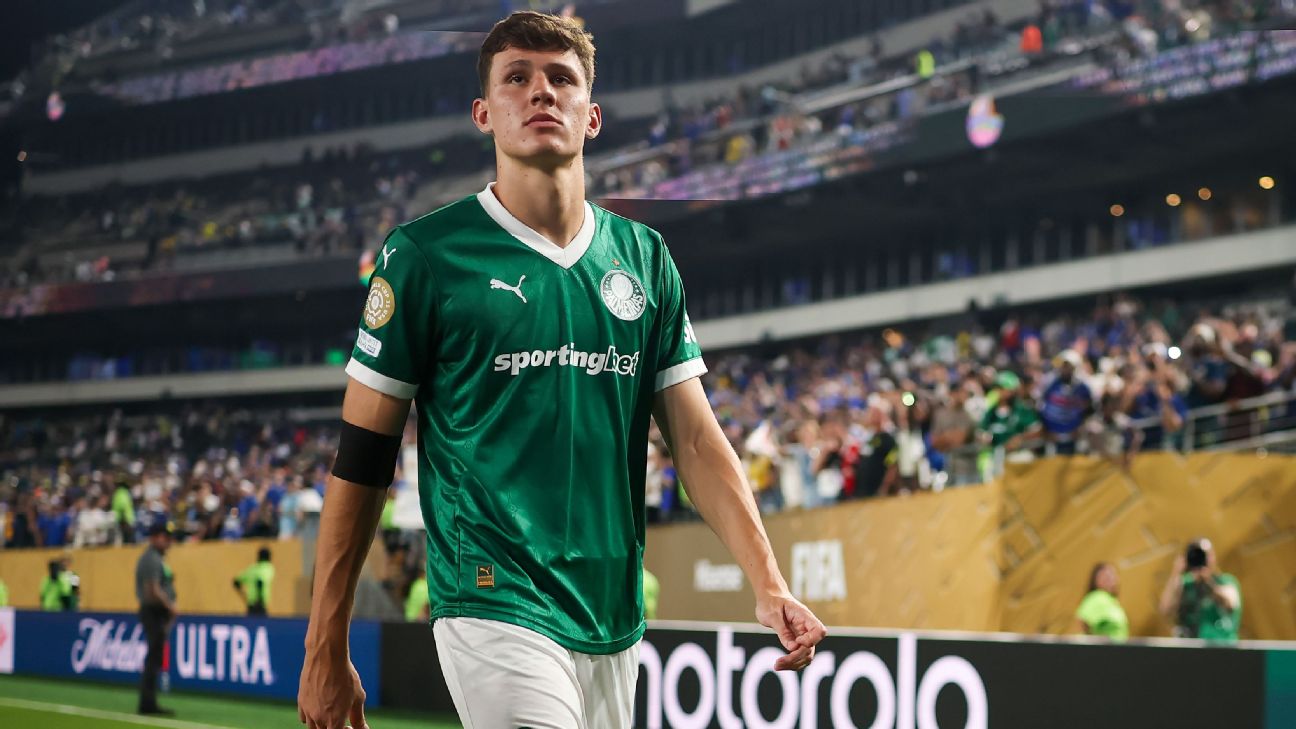 Top Football Transfer Rumors: Arsenal and Barcelona Battle for Palmeiras' Rising Star Luiz Benedetti