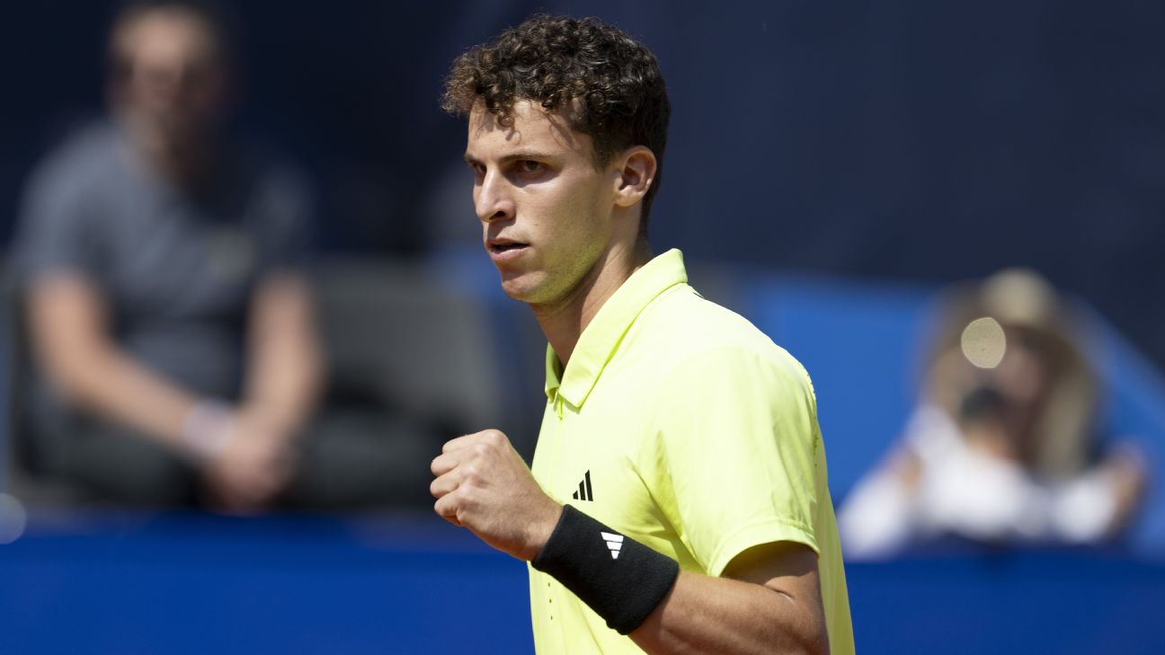 Alpha_luke ticket show with baby_tav