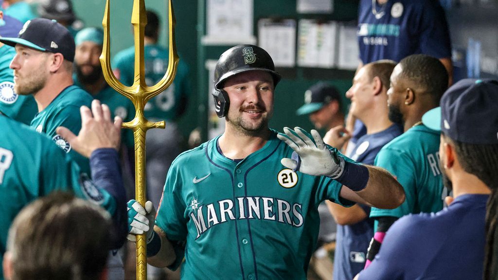 <a href="https://www.espn.com/mlb/story/_/id/46286502/raleigh-hits-hrs-no-55-56-pass-mantle-tie-mariners-mark" target="_blank">Raleigh passes Mantle, ties Griffey with 55, 56</a>