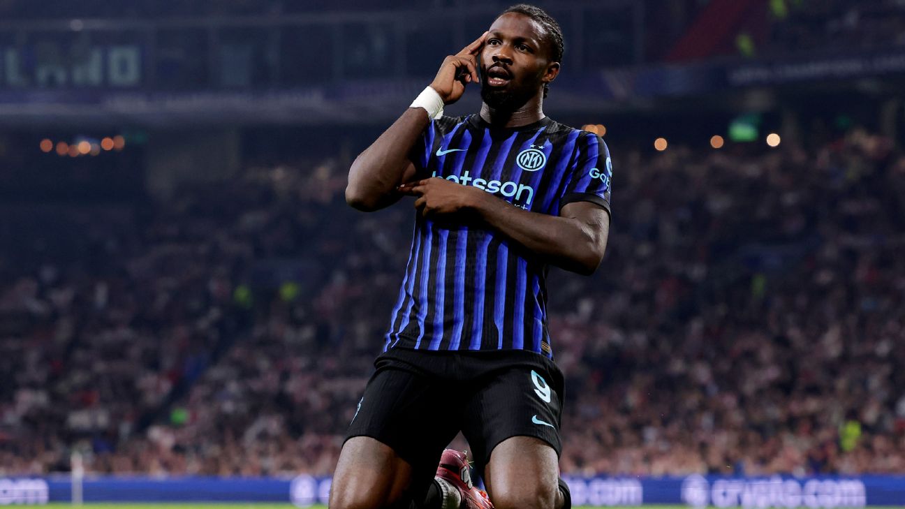 Ajax verliest eerste Champions League-duel dankzij identieke kopgoals  Thuram - ESPN