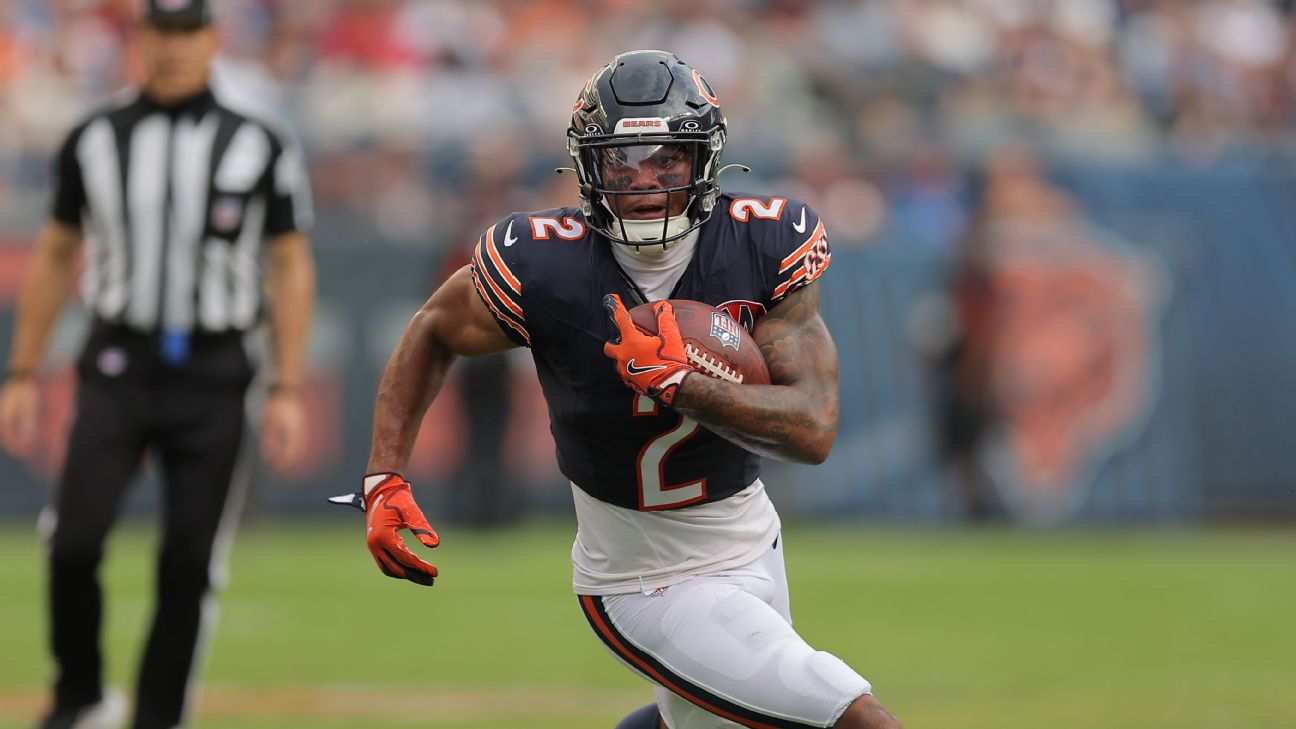 DJ Moore among several Bears dealing with illness ahead of SNF
