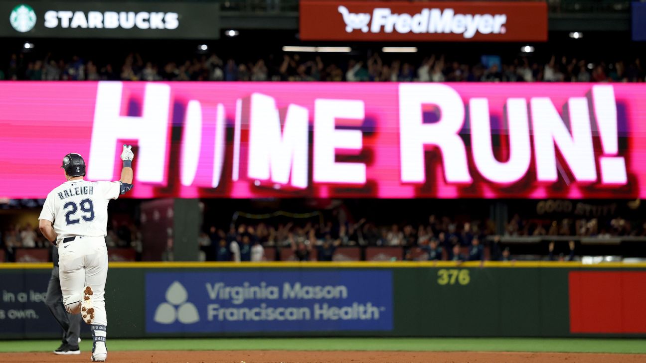 <a href="https://www.espn.com/mlb/story/_/id/46381753/mariners-look-fan-gave-raleigh-60th-hr-ball-boy" target="_blank">Raleigh meets fan who gave 60th HR ball to boy</a>