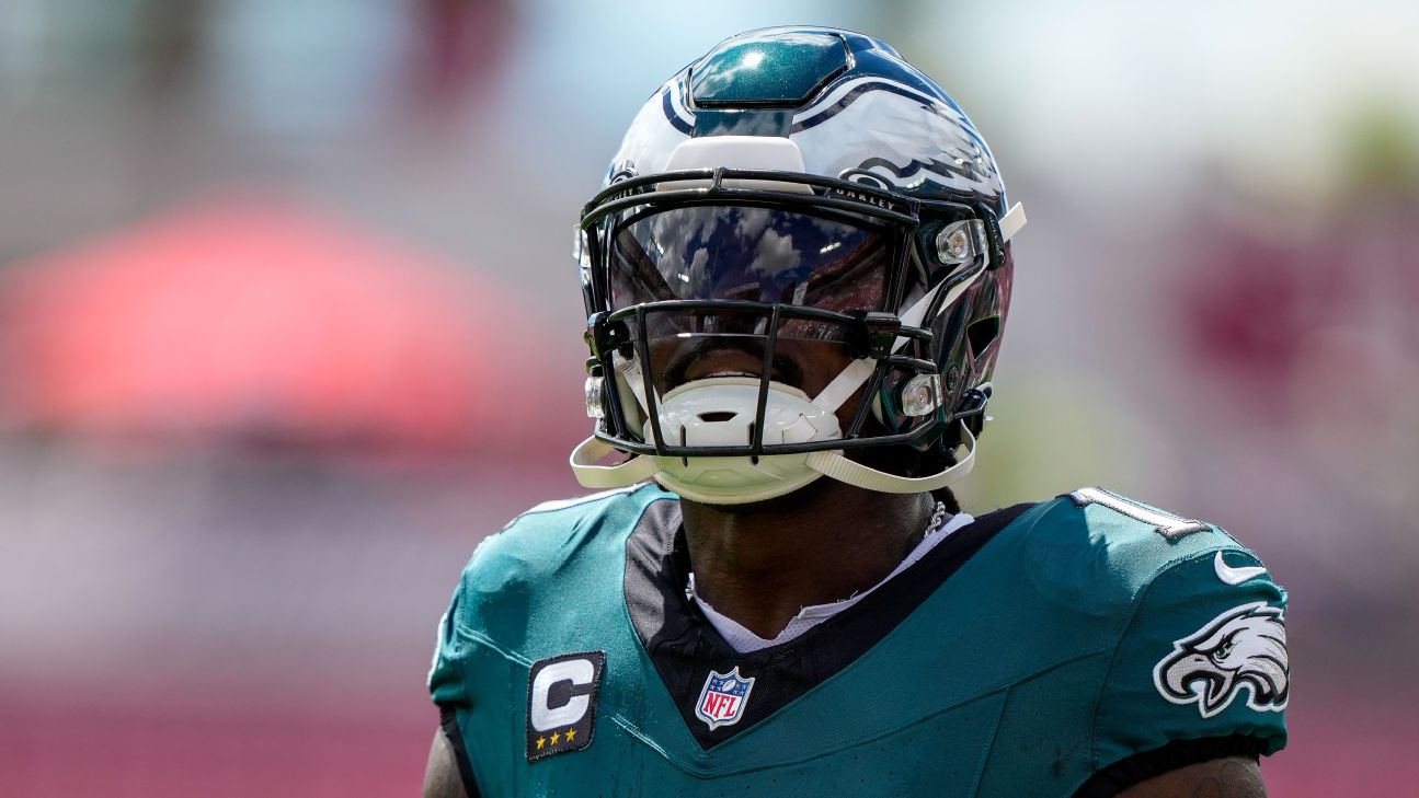 A.J. Brown says post not directed at Eagles, Jalen Hurts