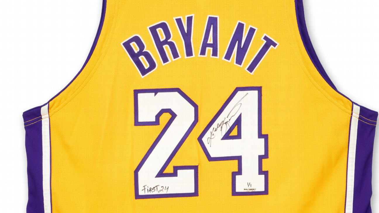Kobe Bryant's First No. 24 Jersey Sells for $889K at Sotheby's Auction