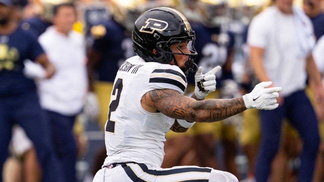 <a href="https://www.espn.com/college-football/story/_/id/46472145/purdue-boilermakers-football-taylor-swift-album-curse" target="_blank">🤞🏽 Can Purdue end Swift album drop ‘curse’?</a>