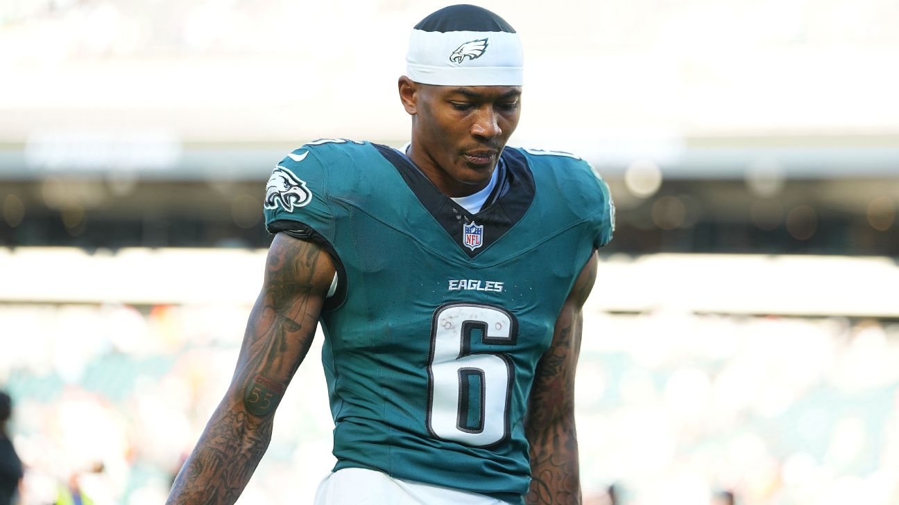 DeVonta Smith: Eagles pass game not on 'same page' in 1st loss - 6abc  Philadelphia