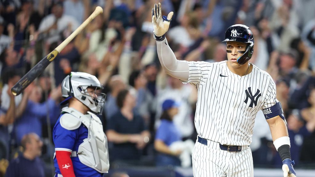 <a href="https://www.espn.com/mlb/story/_/id/46526506/judge-comes-3-run-shot-yankees-take-game-3" target="_blank">Judge HR rescues Yanks as ‘ghosts’ keep ball fair</a>