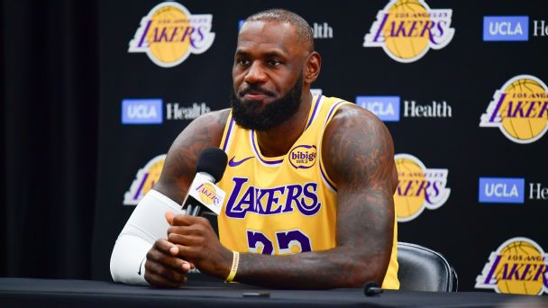 The four ways this NBA season could play out for LeBron and the Lakers