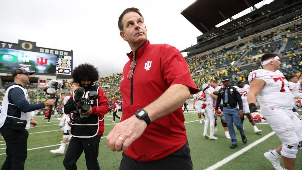 <a href="https://www.espn.com/college-football/story/_/id/46565289/no-7-indiana-topples-no-3-oregon-stay-unbeaten" target="_blank">‘Not just one-hit wonder’: Indiana upsets Oregon</a>