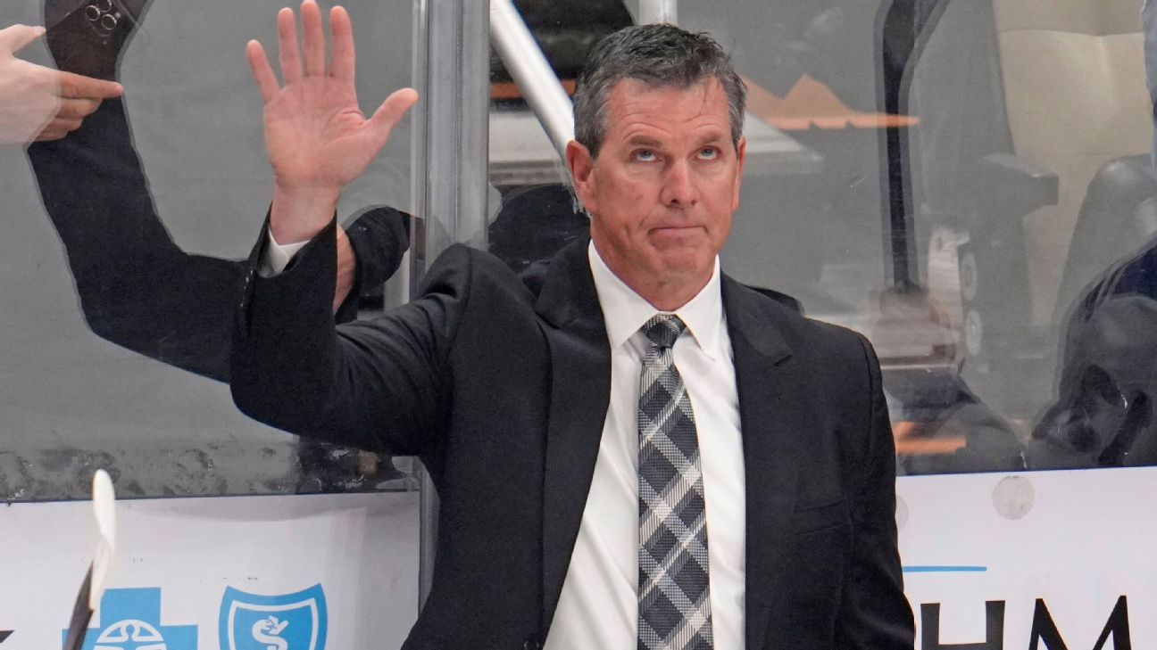 Rangers coach Mike Sullivan wins in return to Pittsburgh