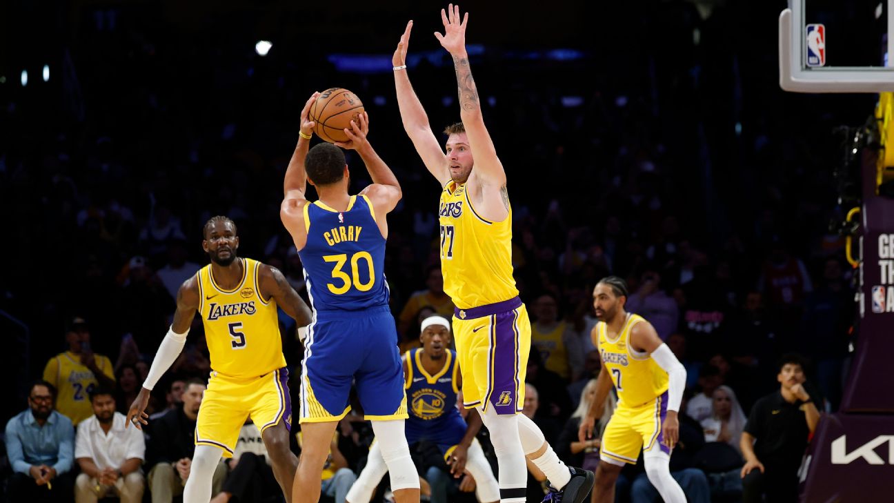 The Warriors beat the Lakers on Opening Night.