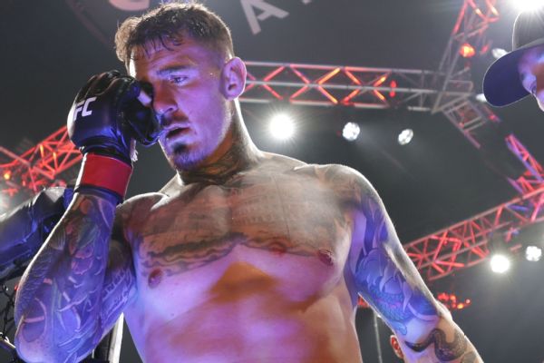 Dad: UFC champ Aspinall 'can't see anything' out of right eye