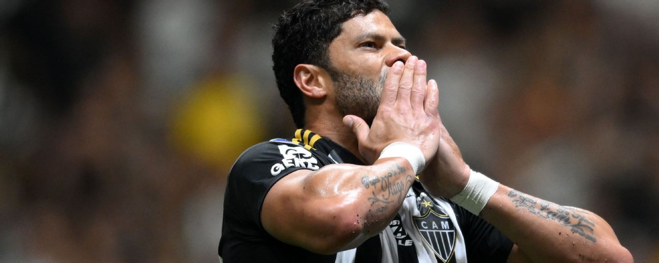 Katta kokrakli lezbiyenler Turklar rus turistlarini qanday sikishdi