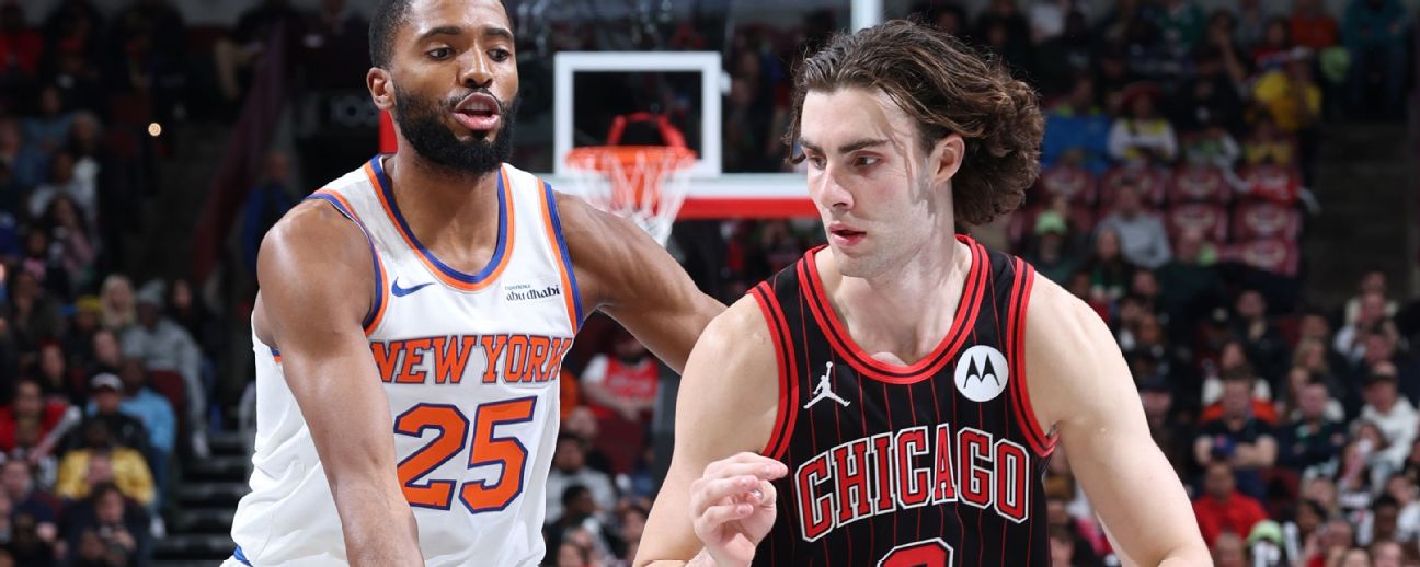 Josh Giddey [R] put up a career-best 32 in Chicago's NBA Cup win over the Knicks, October 31, 2025