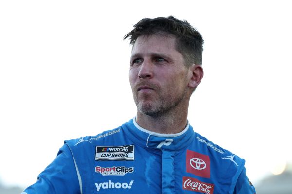 Denny Hamlin — Article image accompanying Denny Hamlin claims Las Vegas pole; Kyle Larson to start 6th on WagerUp Sports News.