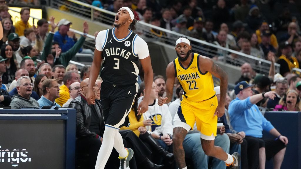 <a href="https://www.espn.com/nba/story/_/id/46842144/bucks-back-myles-turner-win-ex-pacer-booed-fans" target="_blank">Bucks back Turner with win after ex-Pacer booed</a>