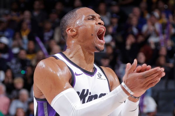 Russell Westbrook's vintage triple-double gives Kings win