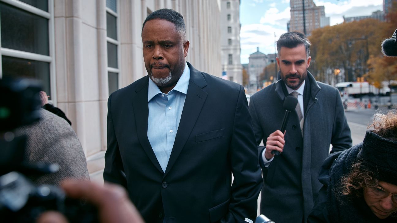 Former NBA player and assistant coach Damon Jones pleaded not guilty Thursday to charges he profited from rigged poker games.