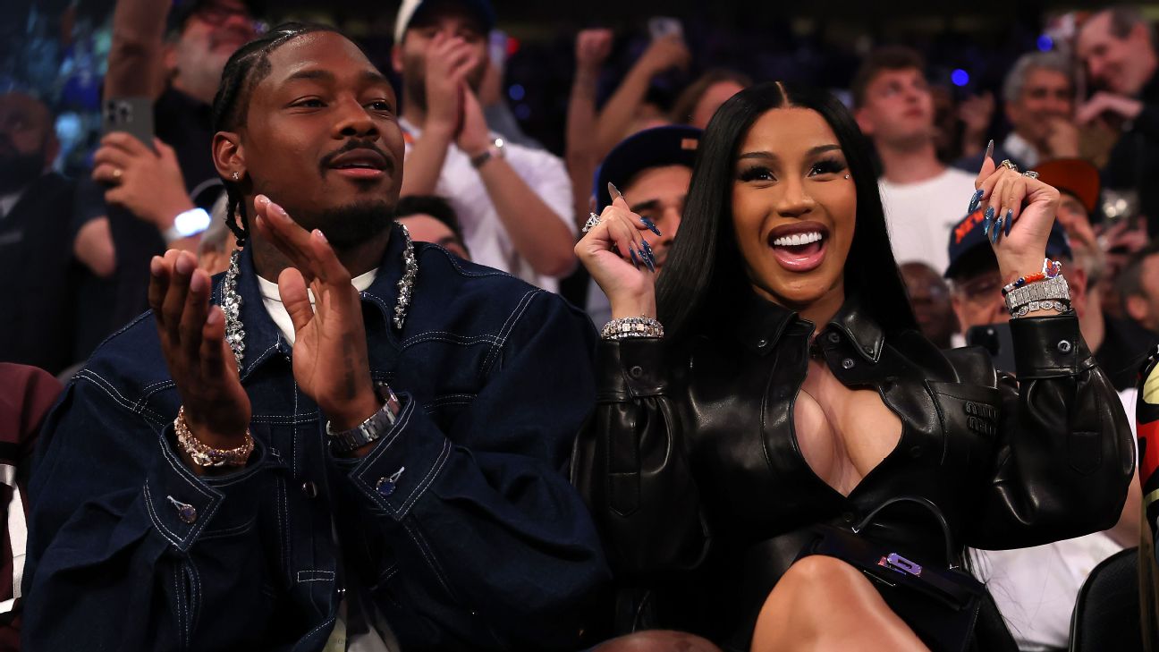 <a href="https://www.espn.com/nfl/story/_/id/46959267/stefon-diggs-cardi-b-baby-birth-new-england-patriots" target="_blank">📸 Cardi B, Stefon Diggs share photo of newborn</a>