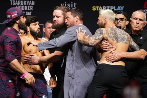 Tsarukyan headbutts Hooker during faceoff before UFC Qatar clash