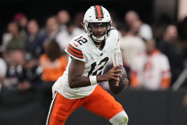 Deion: Shedeur endured 'hell' in predraft, as rookie with Browns