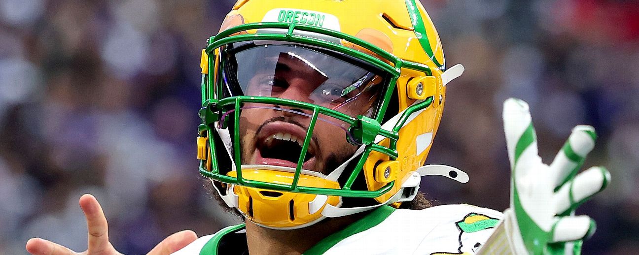 Poll: Oregon’s Dante Moore the early QB favorite for 2027 draft
