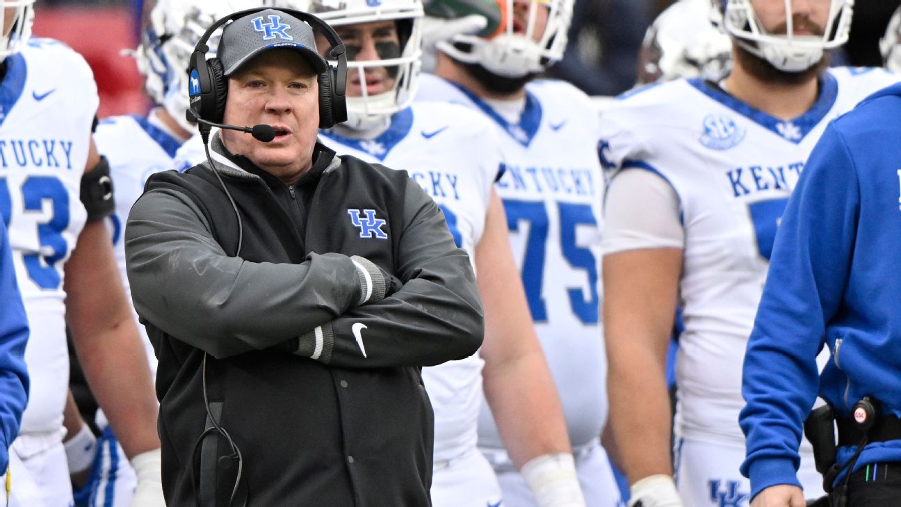 <a href="https://www.espn.com/college-football/story/_/id/47159529/kentucky-expected-fire-football-coach-mark-stoops" target="_blank">Sources: Kentucky expected to fire Mark Stoops</a>