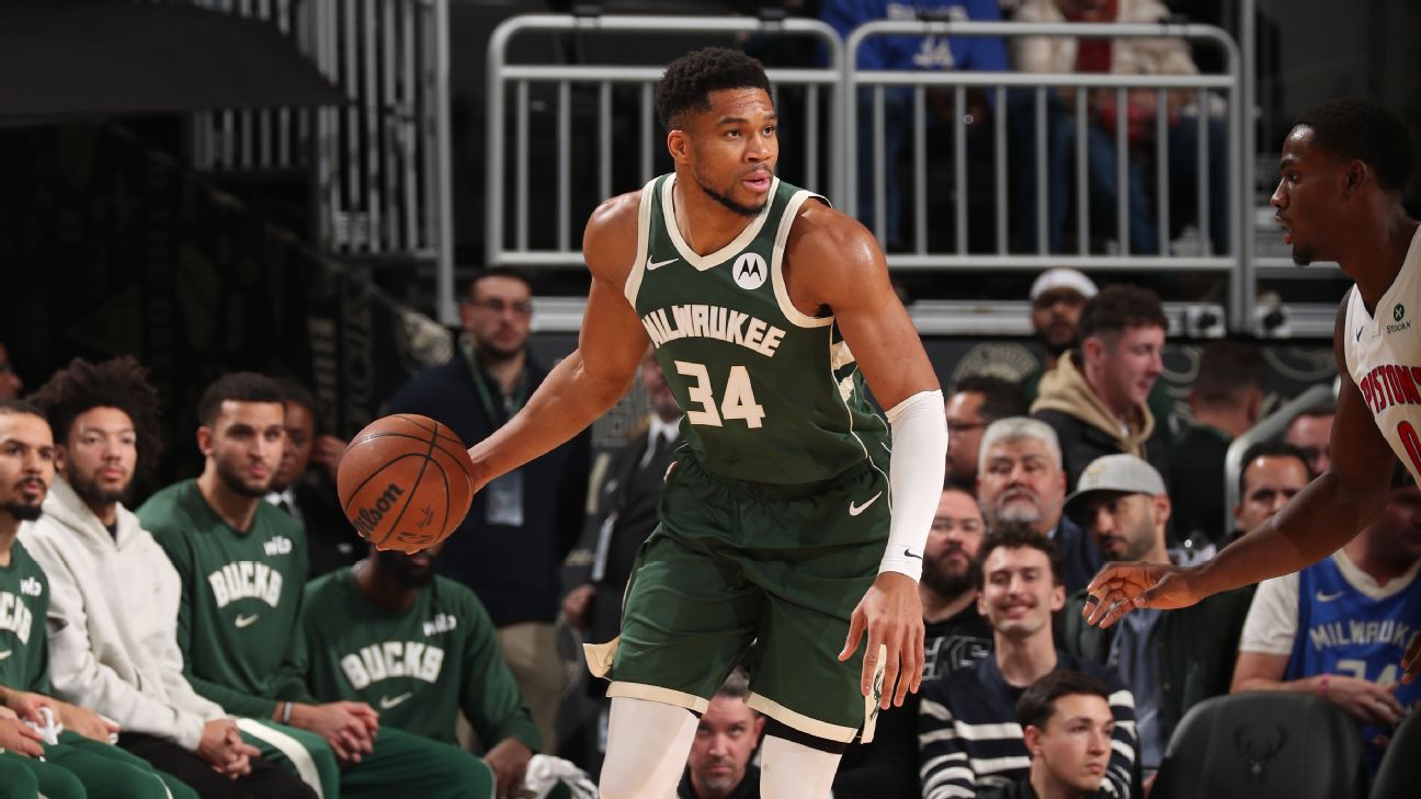<a href="https://www.espn.com/nba/story/_/id/47195393/bucks-giannis-antetokounmpo-game-right-calf-strain" target="_blank">Giannis exits with right calf strain, will have MRI</a>