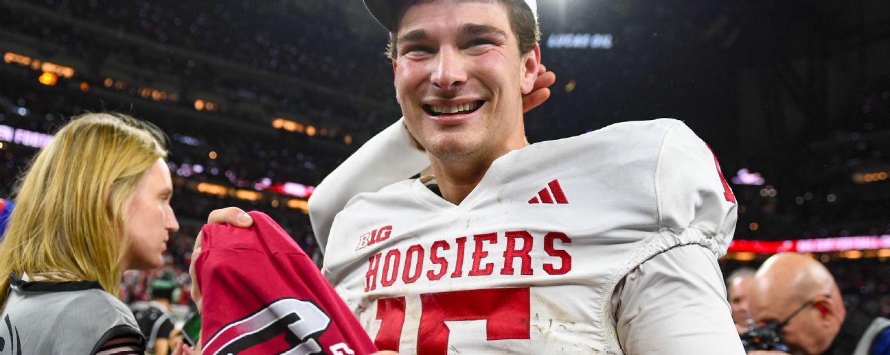 IU basks in glow of Big Ten title, CFP’s top seed