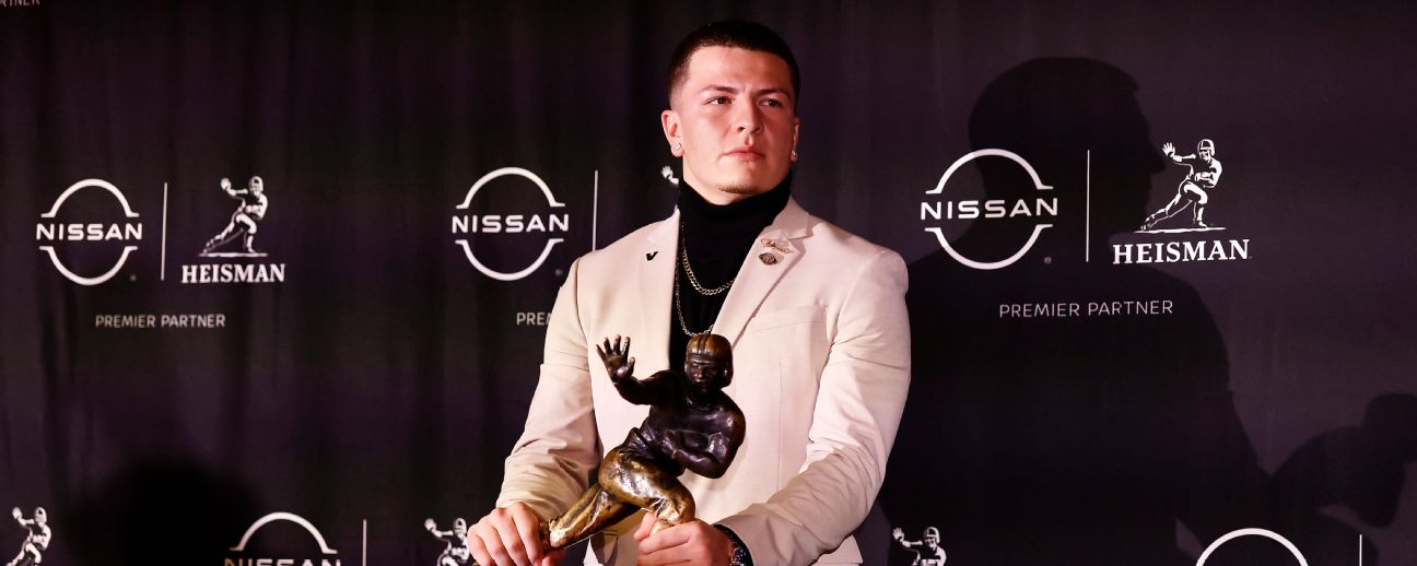 Diego Pavia’s turtleneck and chains headline Heisman Trophy finalist fashion