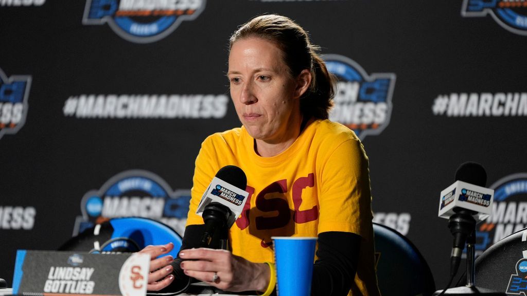 <a href="https://www.espn.com/womens-college-basketball/story/_/id/47298932/usc-gottlieb-brown-shooting-way" target="_blank">Gottlieb on Brown shooting: ‘We can all be better’</a>