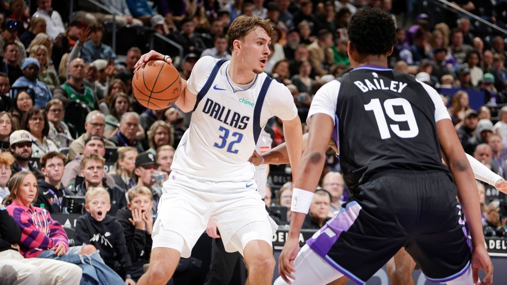 <a href="https://www.espn.com/nba/story/_/id/47320994/mavericks-cooper-flagg-youngest-nba-history-score-40" target="_blank">Flagg youngest ever to score 40 as Mavs fall in OT</a>