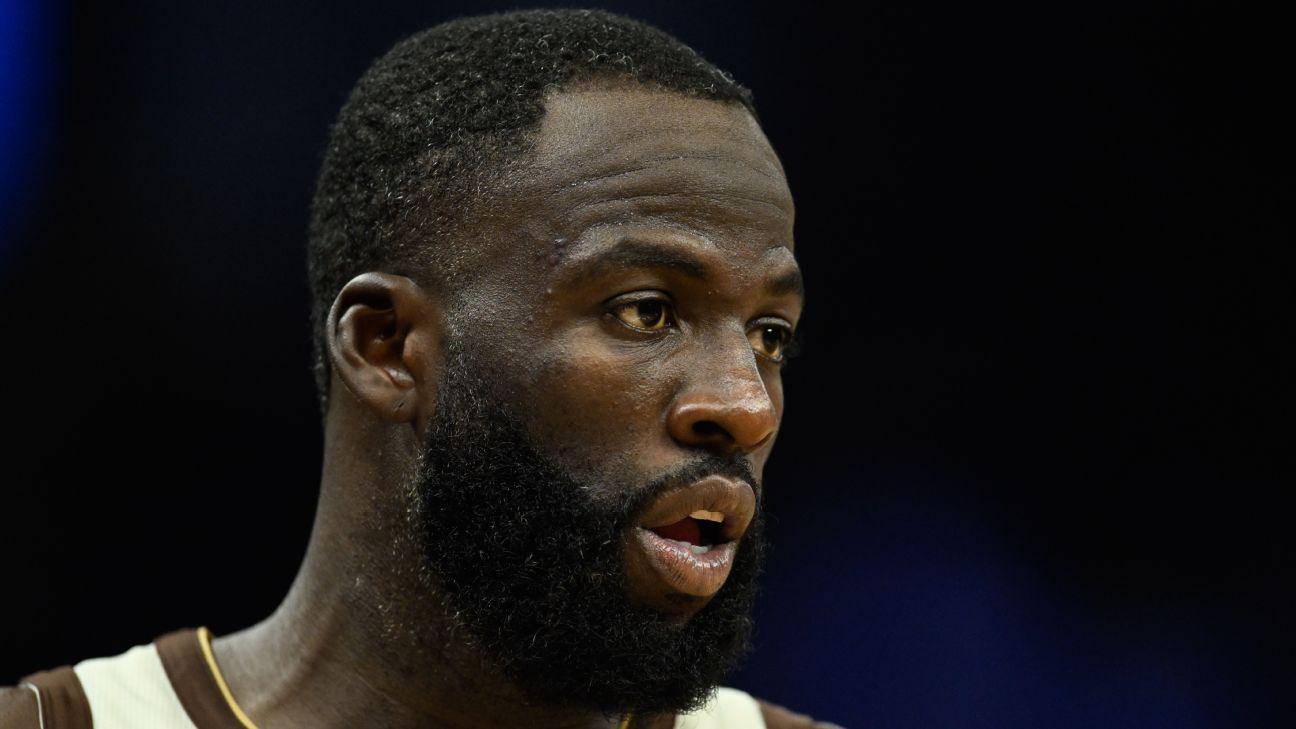 <a href="https://www.espn.com/nba/story/_/id/47396653/warriors-draymond-green-steve-kerr-heated-exchange-green-leaves-court" target="_blank">Green leaves court after heated exchange with Kerr</a>