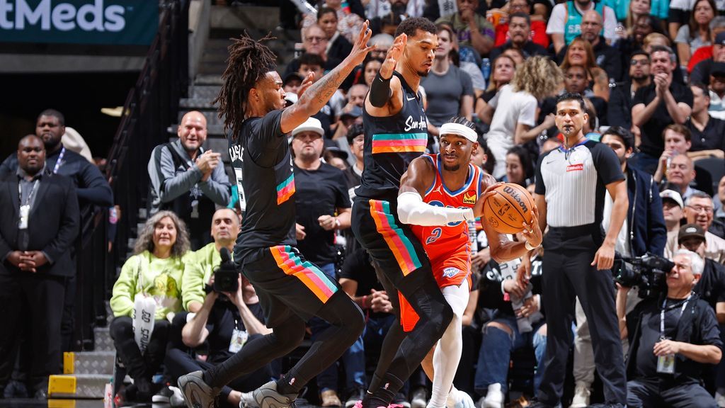 <a href="https://www.espn.com/nba/story/_/id/47404822/spurs-overwhelm-okc-again-set-stage-budding-rivalry" target="_blank">Spurs’ defense throttles OKC as rivalry grows</a>