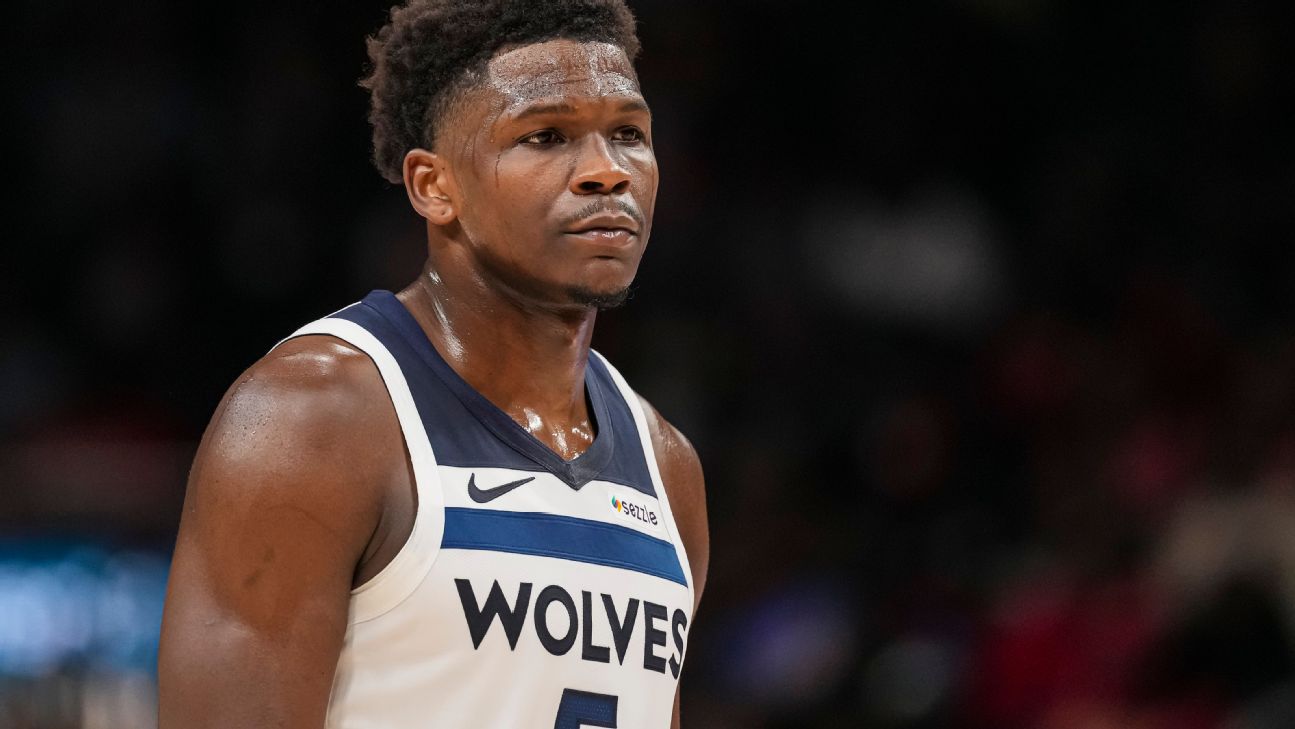 <a href="https://www.espn.com/nba/story/_/id/47466732/anthony-edwards-leaves-bench-timberwolves-pull-starters" target="_blank">Edwards leaves bench after Wolves pull starters</a>