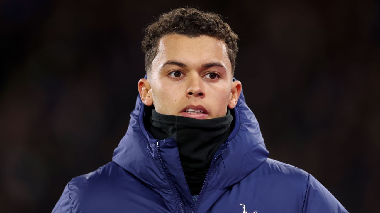 Brennan Johnson Ngày Càng Tự Tin Trong Các Pha Bứt Tốc – Bí Quyết Thành Công