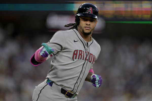 D-backs fall as Marte fails to challenge game-ending strike 3