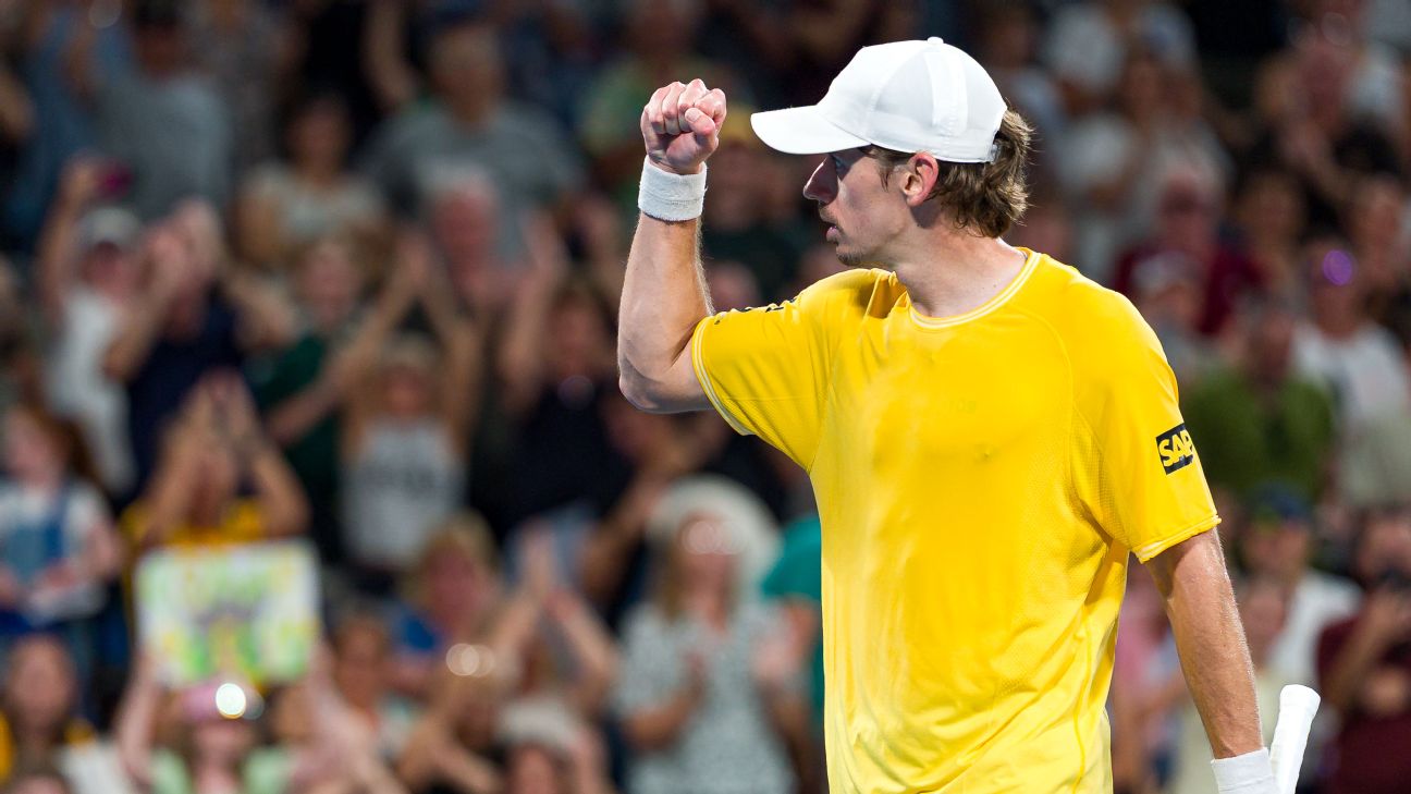 Alex de Minaur dazzles as Australia reach Cup quarterfinals - ESPN