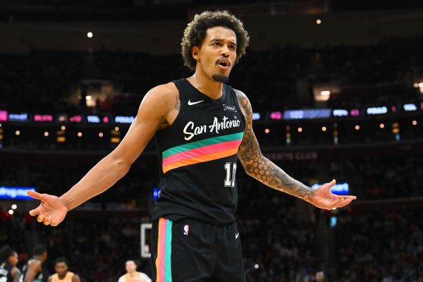 Spurs' Sochan downplays confrontation with Lakers' Vanderbilt