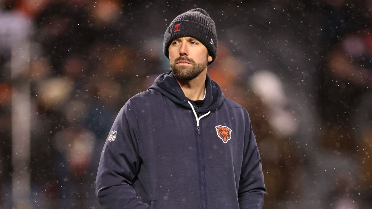Ravens to hire Bears' Declan Doyle as OC, sources say - ESPN