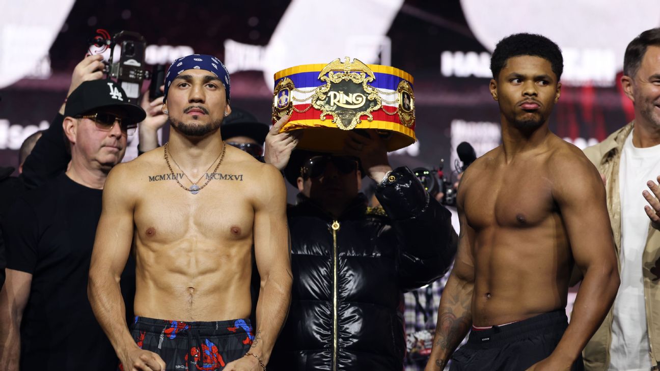 Boxing results: Shakur dominates Lopez; Carrington wins title