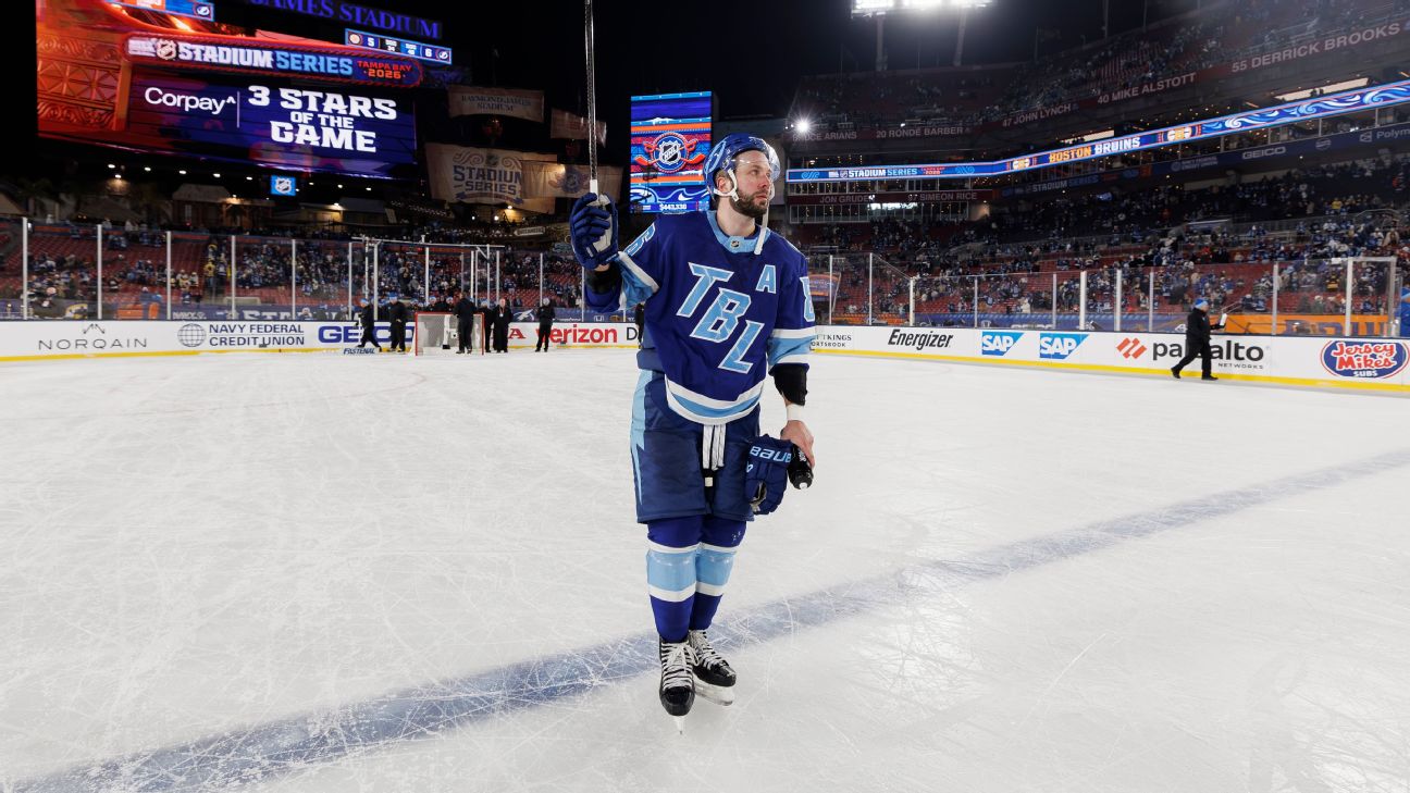 NHL Awards Watch: Who's leading for Hart, Norris, Calder?