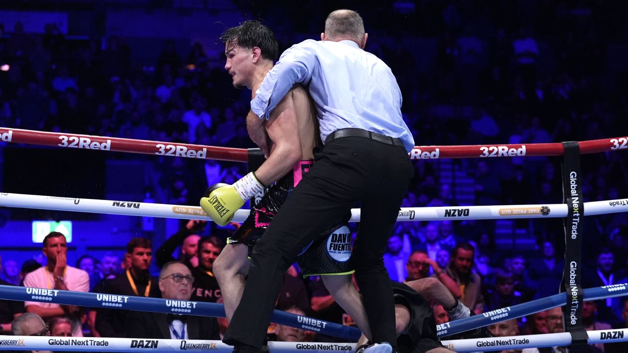 Figueroa dethrones Ball with 12th-round knockout