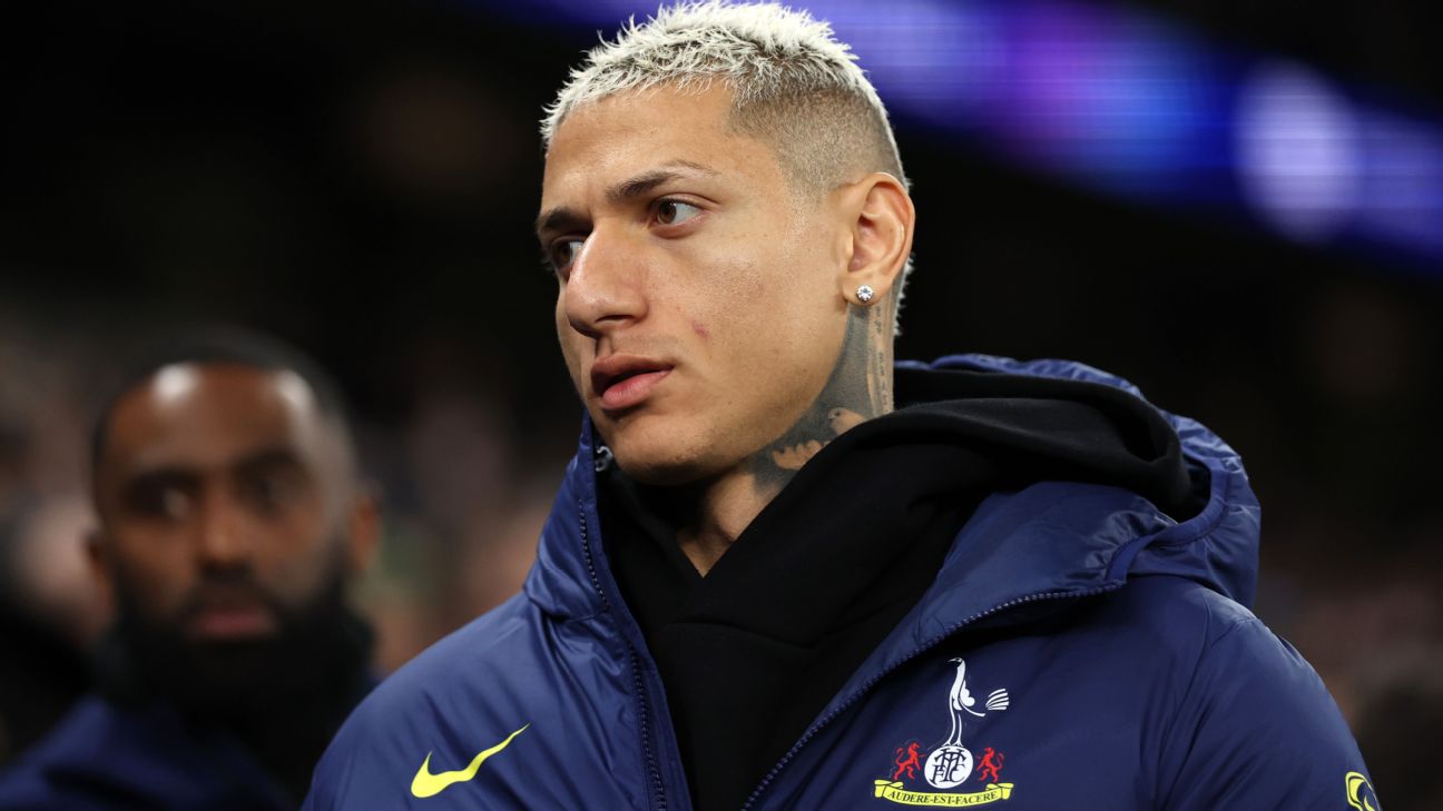Técnico do Tottenham admite chance de perder Richarlison: 'Temos que respeitar o que ele quiser fazer'